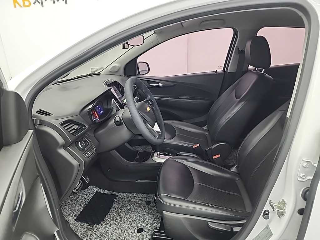 Chevrolet Spark - Vista 11