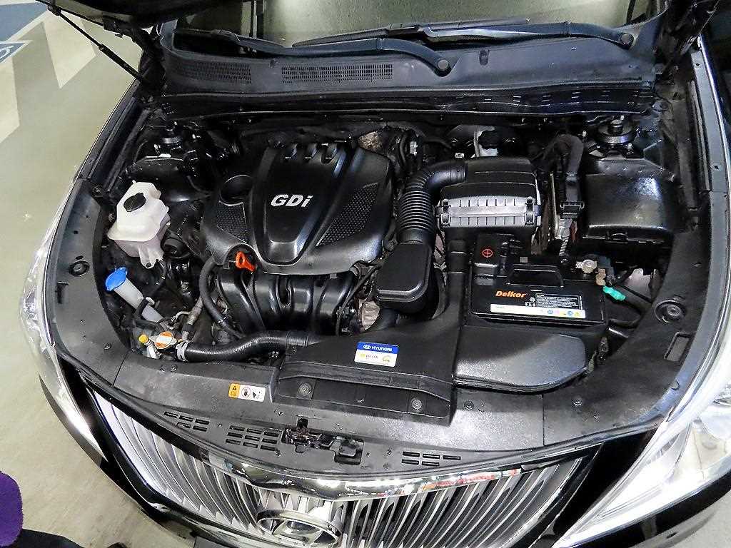 HYUNDAI Grandeur 2011 Negro - Importación desde Corea - HF Imports Iquique - Foto 19