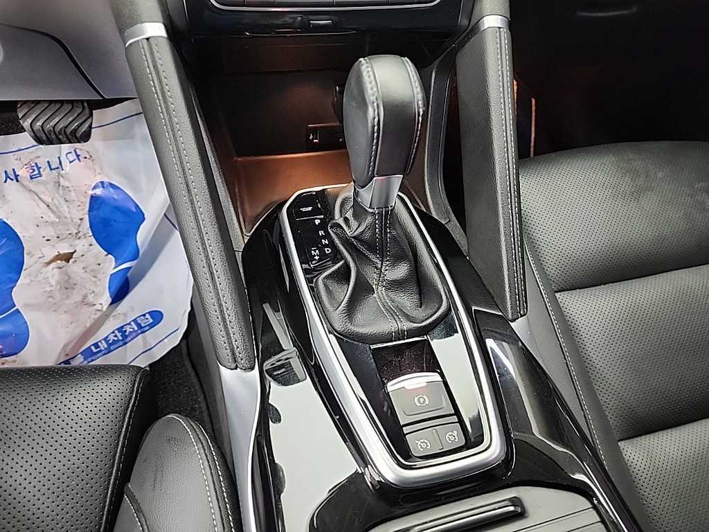 SAMSUNG QM6 - Vista 8