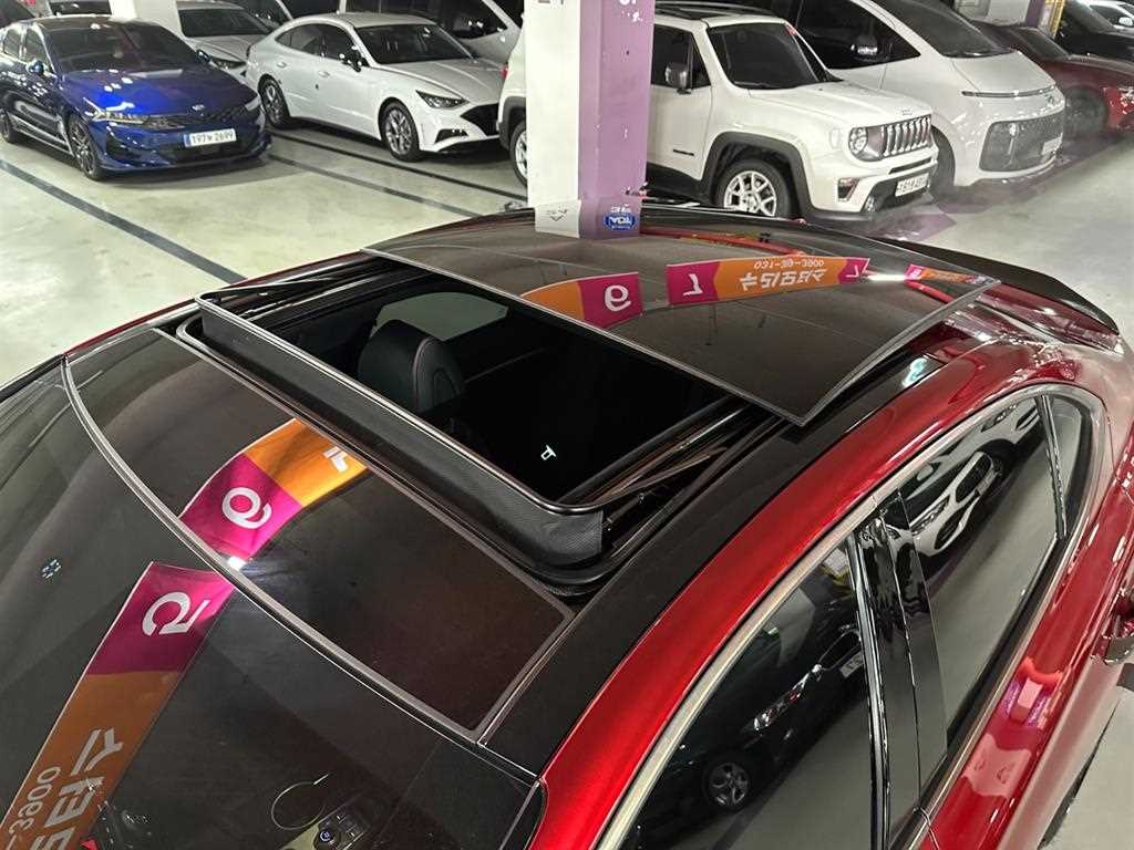 Genesis G70 - Vista 8