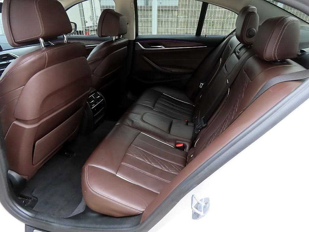 BMW 5 Series - Vista 6