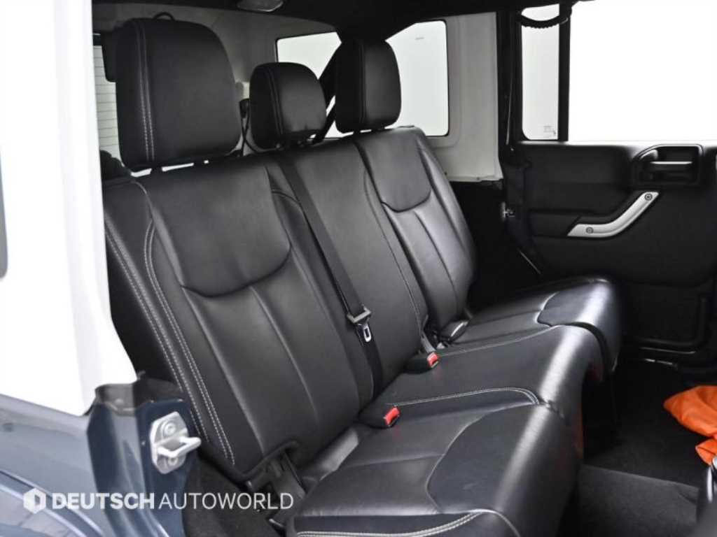 Jeep Wrangler - Vista 12