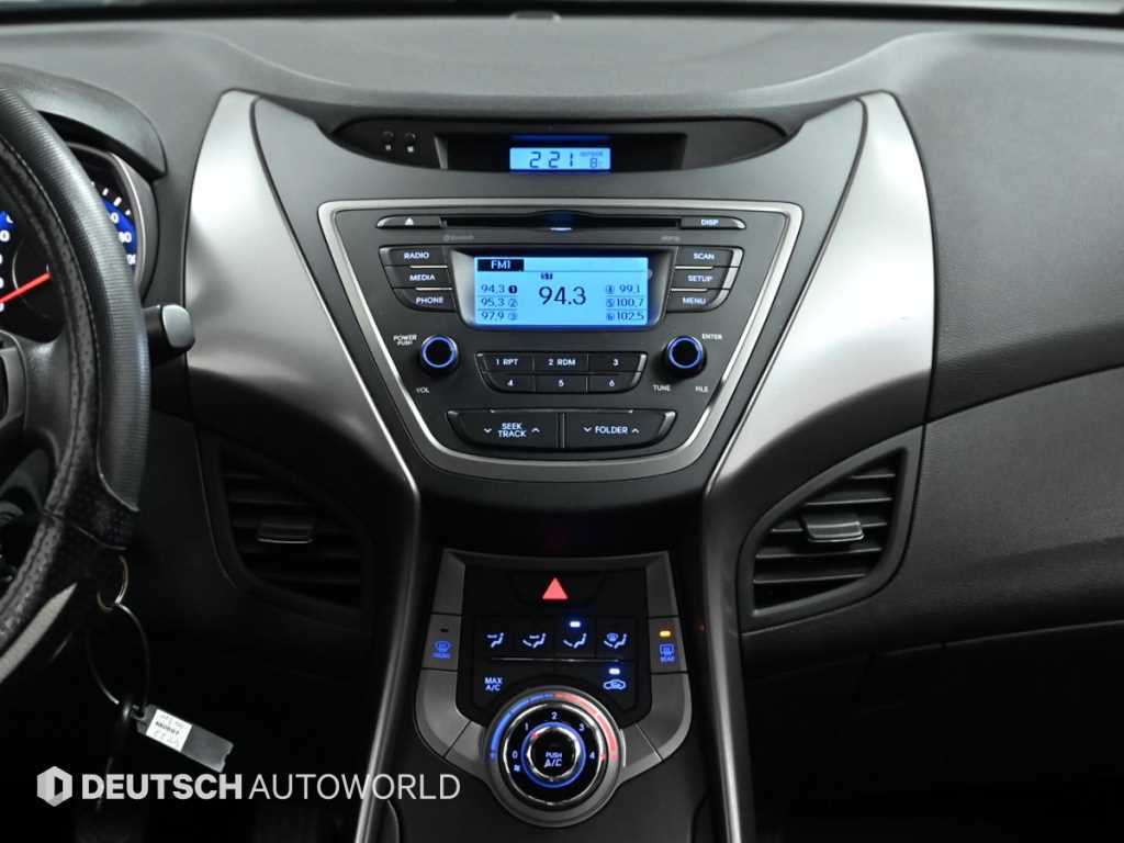 HYUNDAI Avante 2014 Gris - Importación desde Corea - HF Imports Iquique - Foto 14