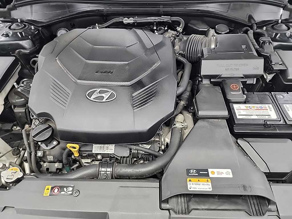 HYUNDAI Grandeur - Vista 5