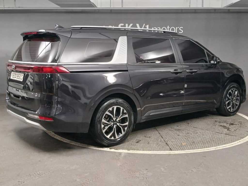 KIA Carnival - Vista 4