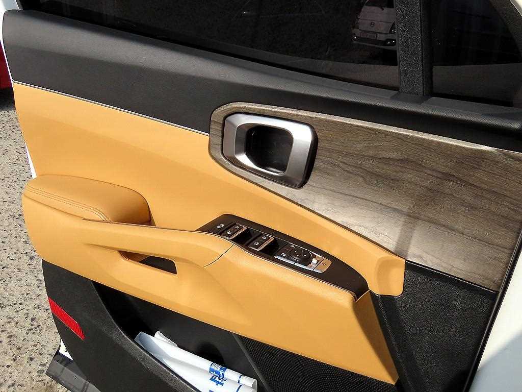 KIA Sorento - Vista 11