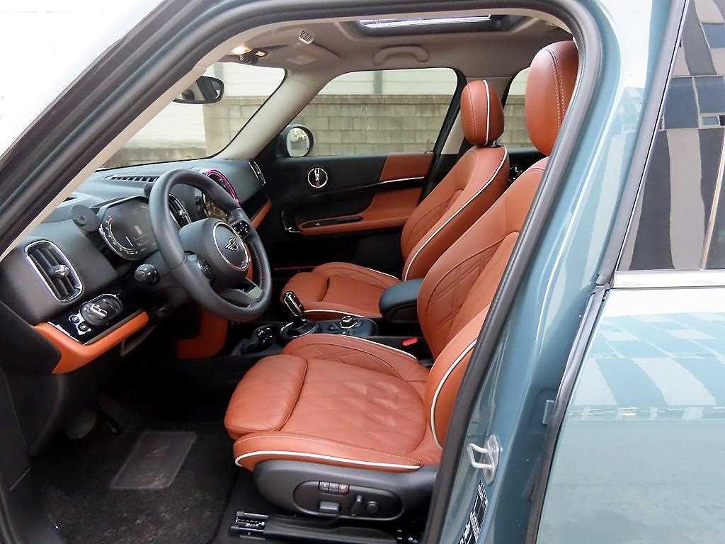 Mini Countryman - Vista 5