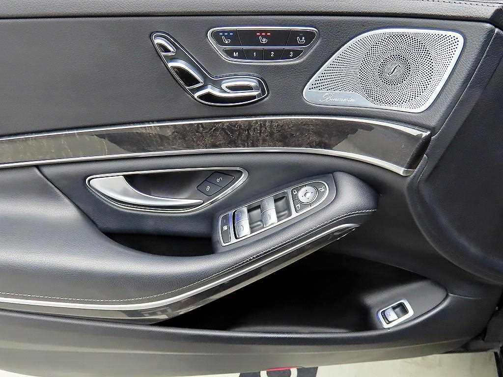 Mercedes Benz S Class - Vista 11