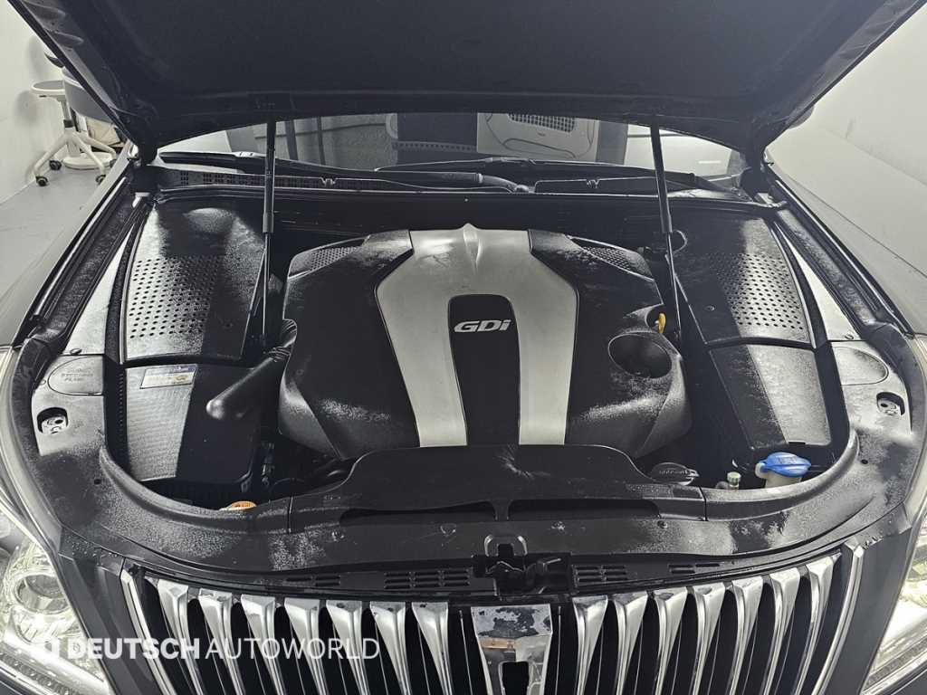 HYUNDAI Equus - Vista 6