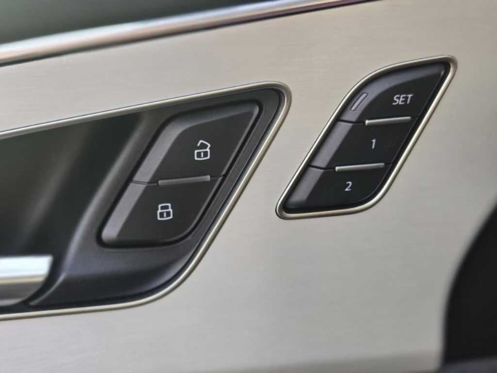 Audi Q8 2023 Negro - Importación desde Corea - HF Imports Iquique - Foto 18