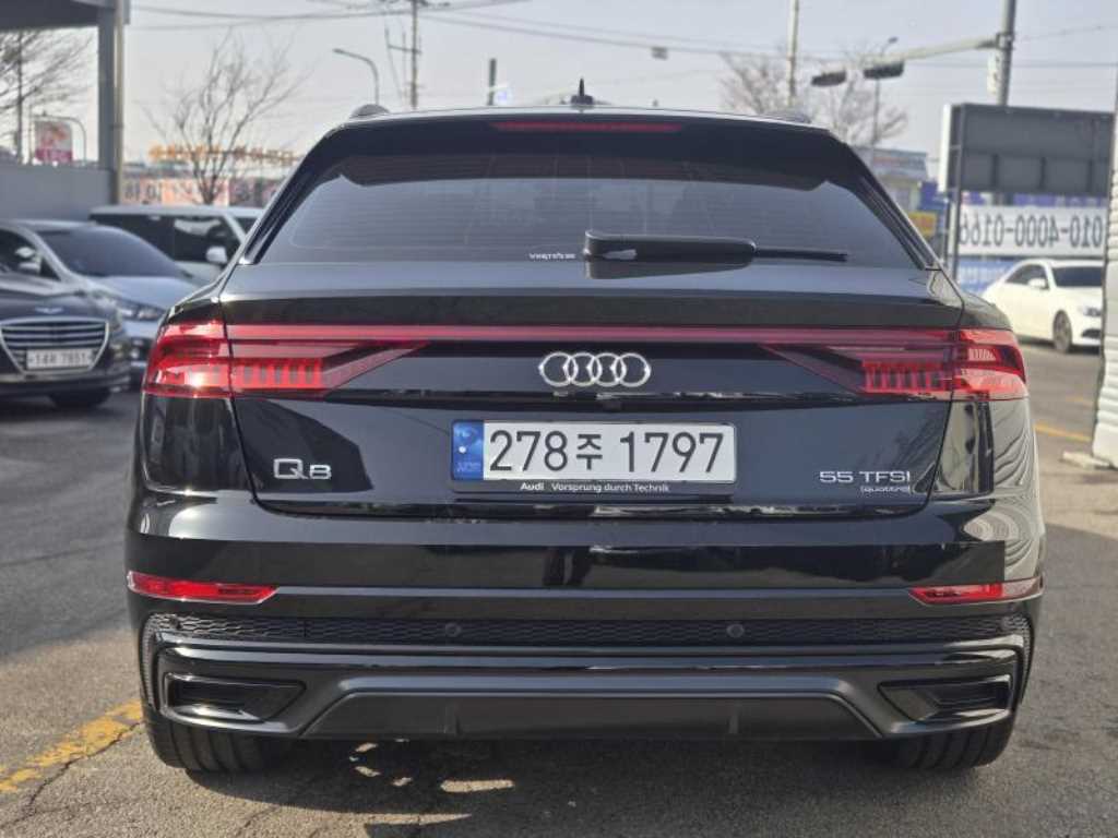 Audi Q8 - Vista 4