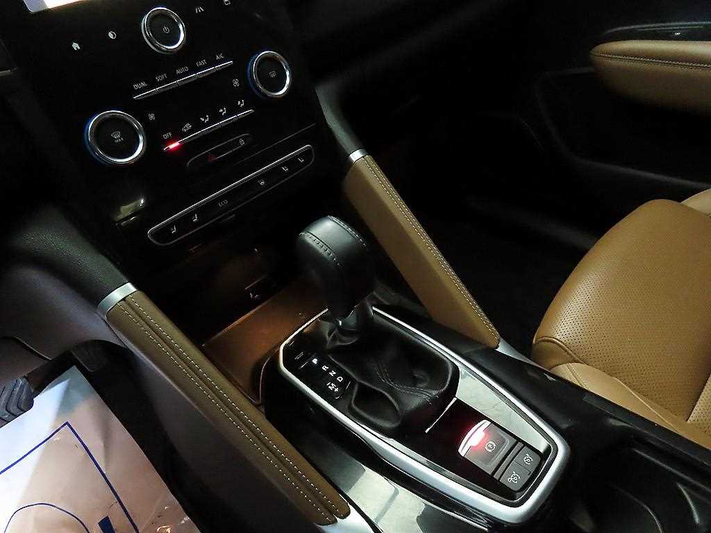 SAMSUNG QM6 - Vista 12