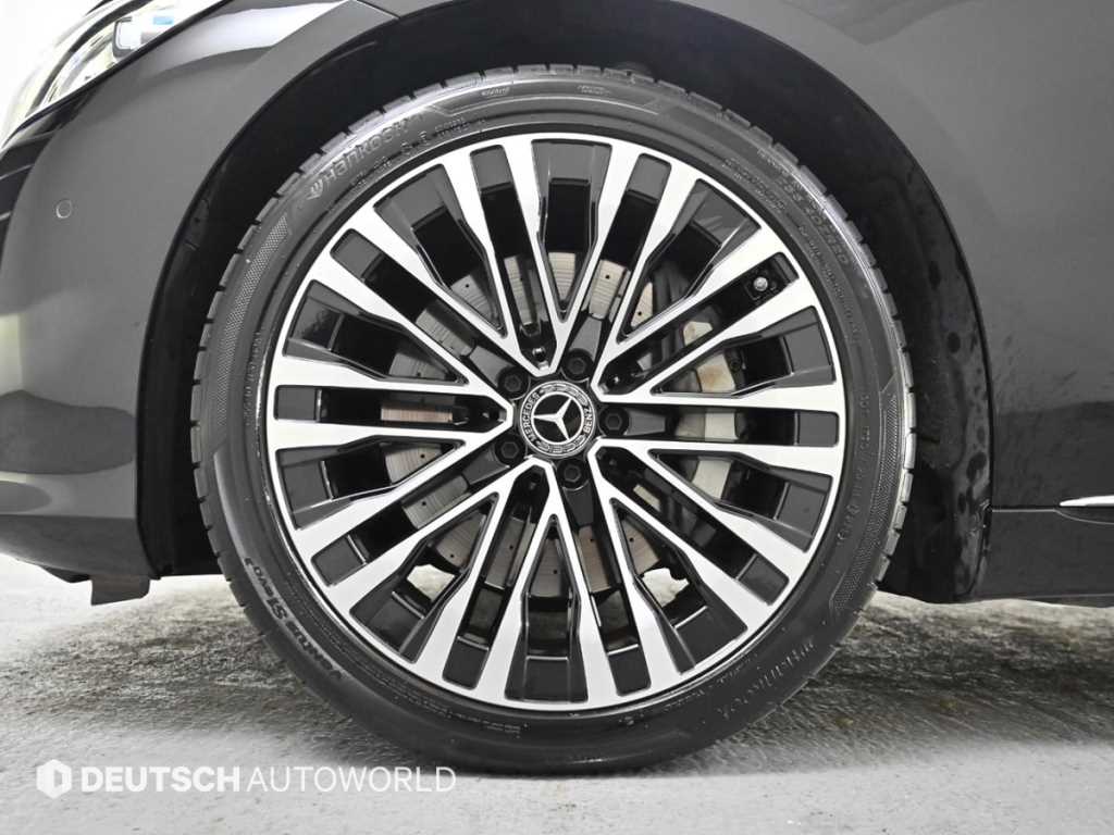 Mercedes Benz S Class - Vista 5