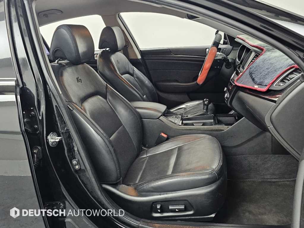 KIA K7 - Vista 10