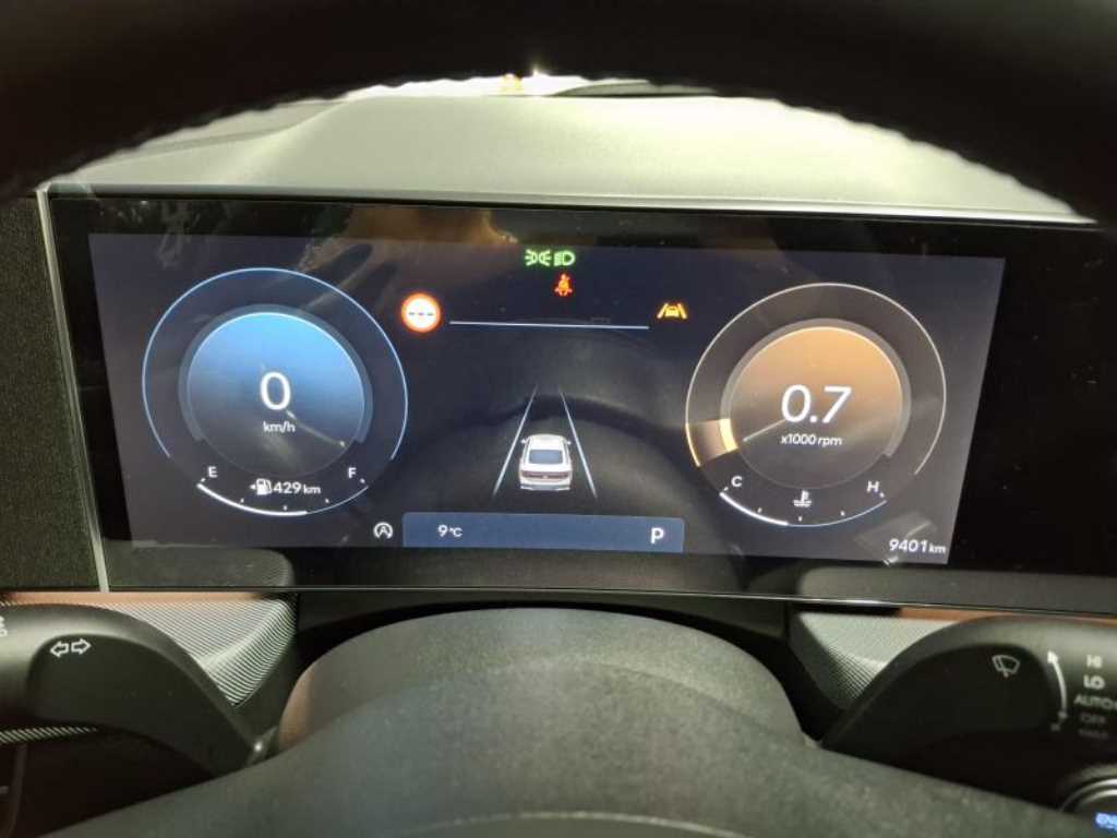 HYUNDAI Sonata - Vista 6