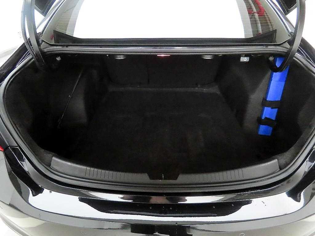 Chevrolet Malibu - Vista 5