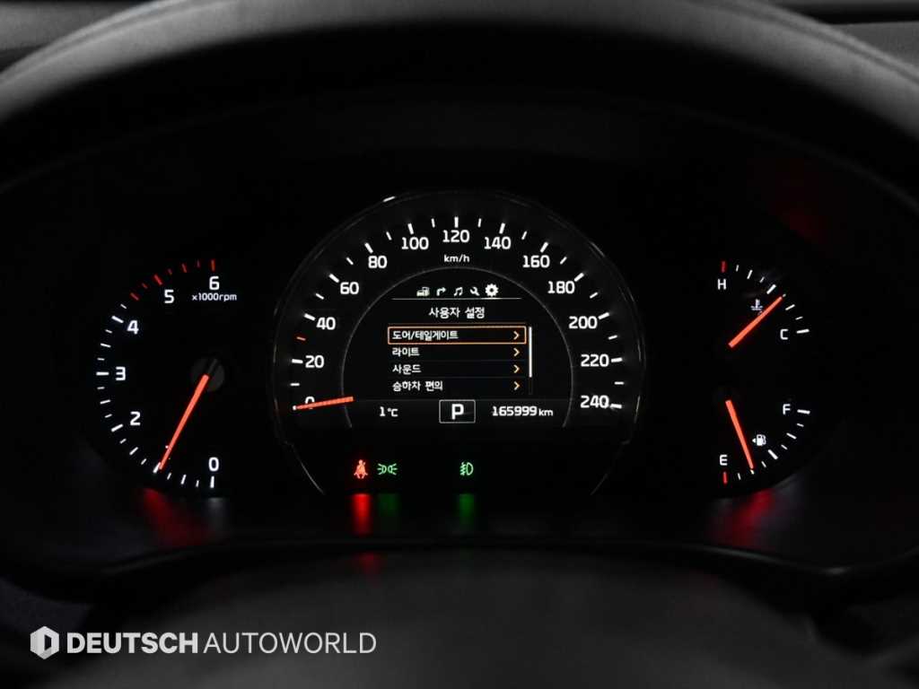 KIA Sorento - Vista 8