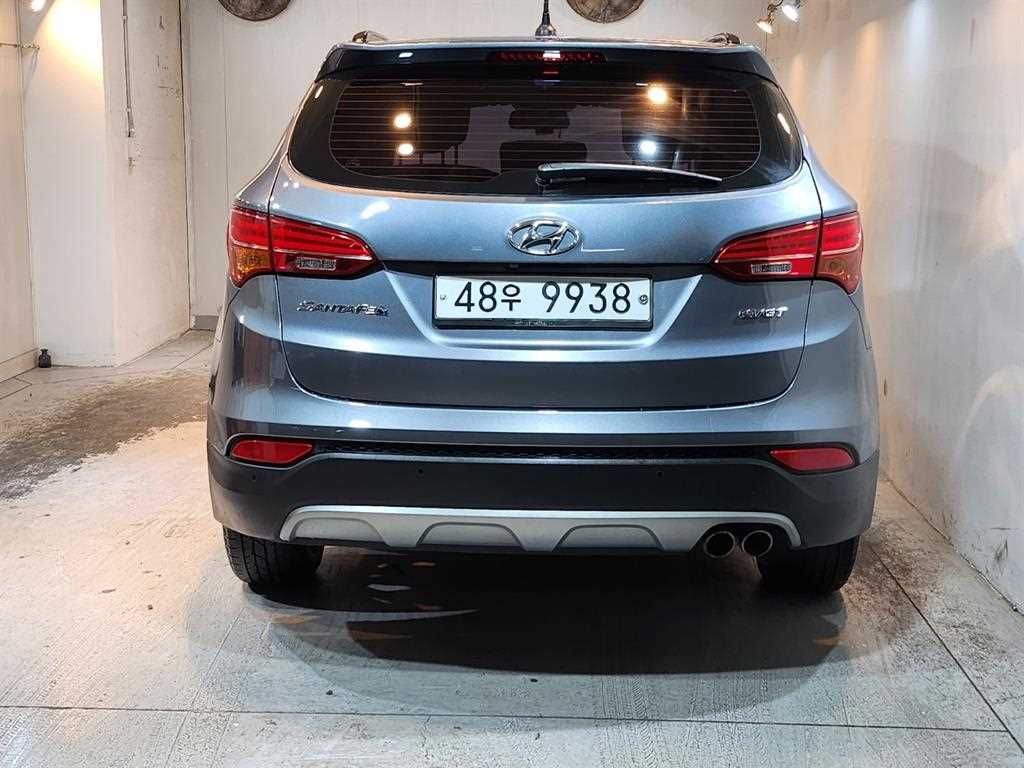 HYUNDAI Santa Fe - Vista 3