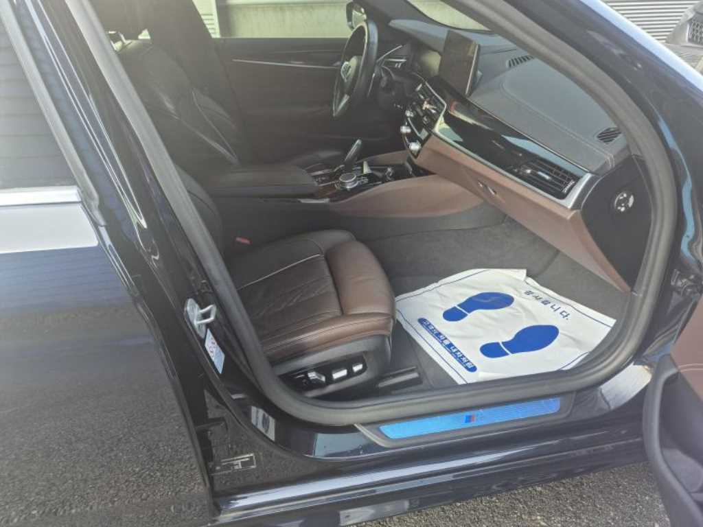 BMW 5 Series 2021 - Importación desde Corea - HF Imports Iquique - Foto 17