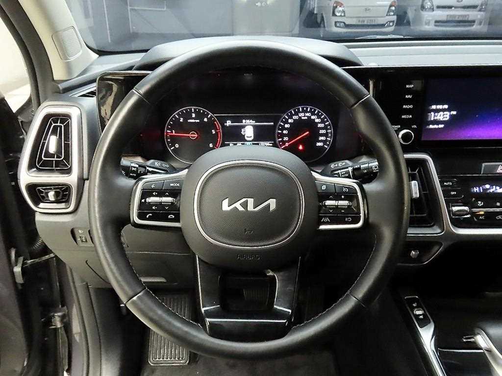 KIA Sorento - Vista 8