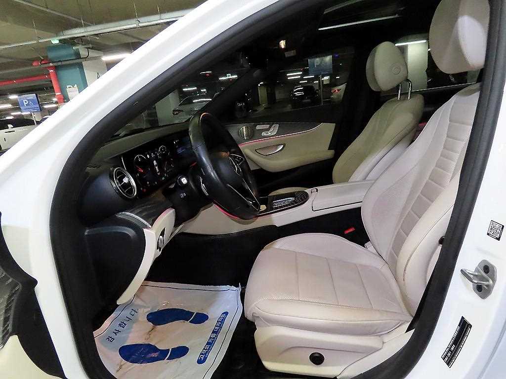 Mercedes Benz E class - Vista 6