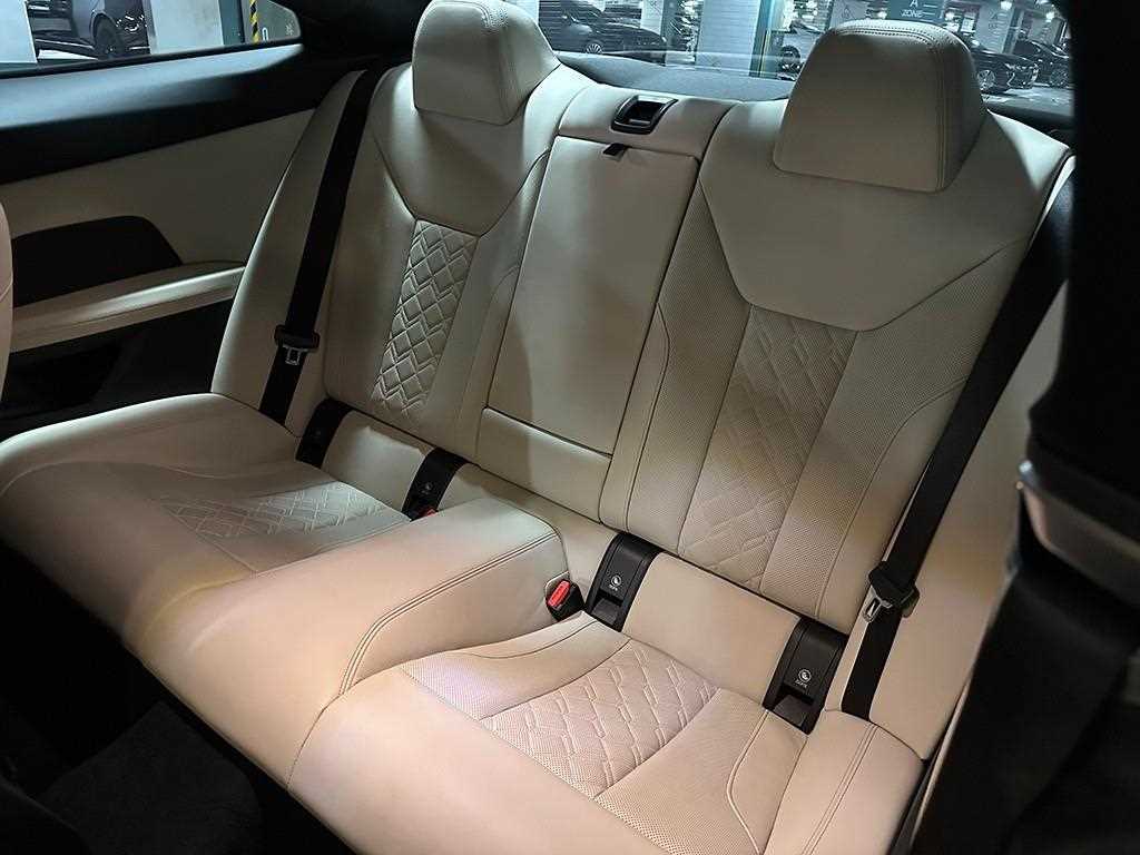 BMW 4 Series - Vista 7