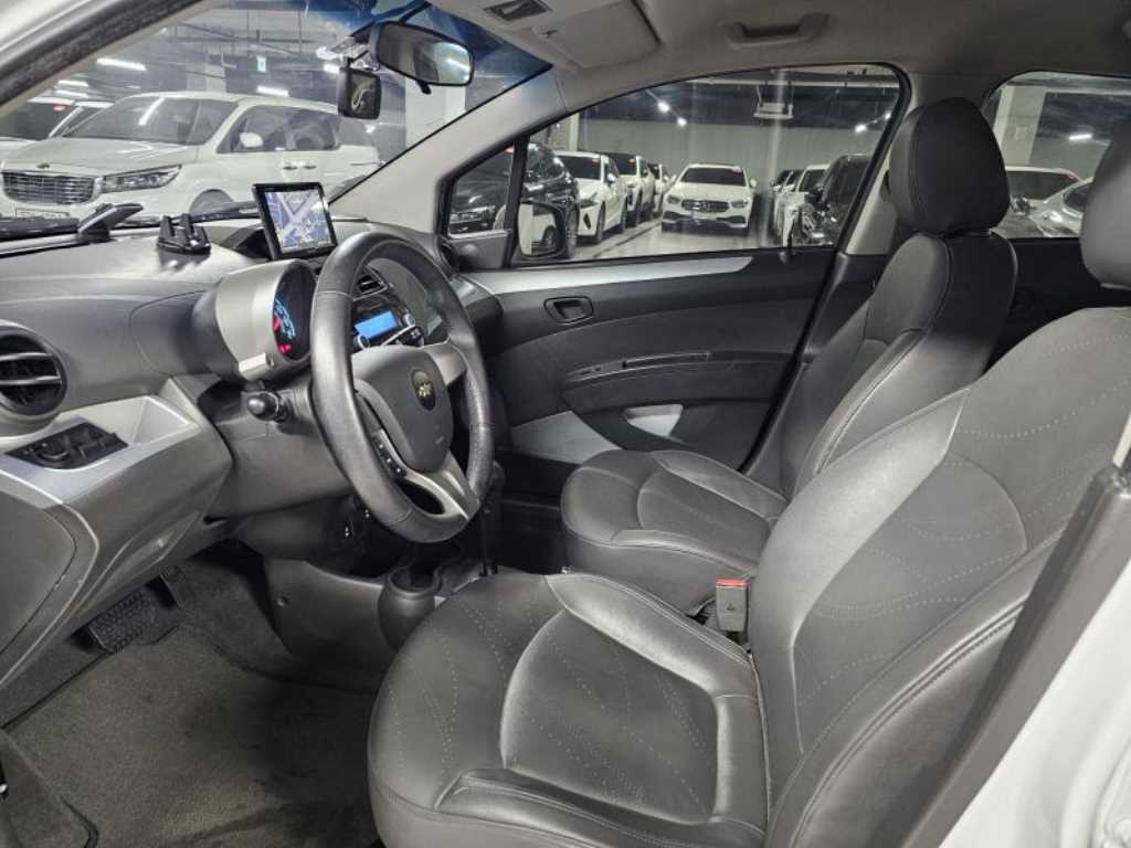 Chevrolet Spark - Vista 10