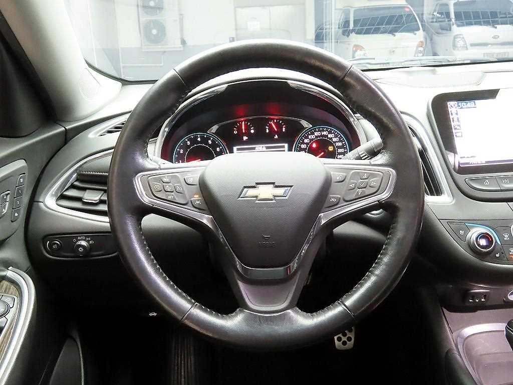 Chevrolet Malibu - Vista 7