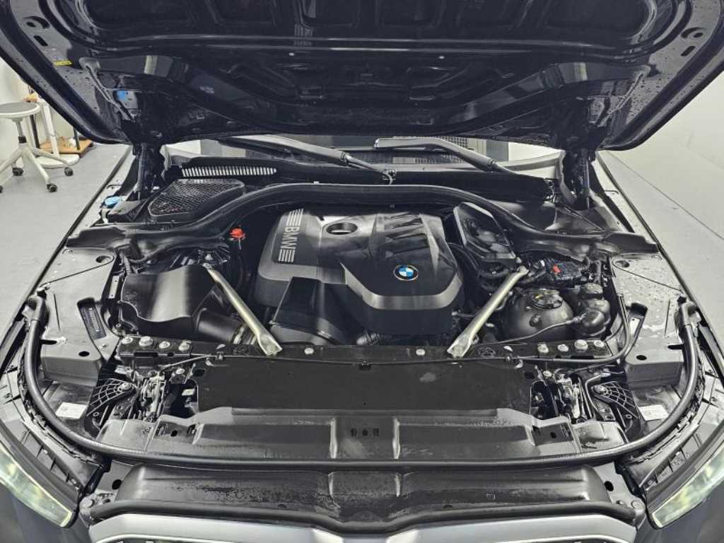 BMW 5 Series - Vista 6