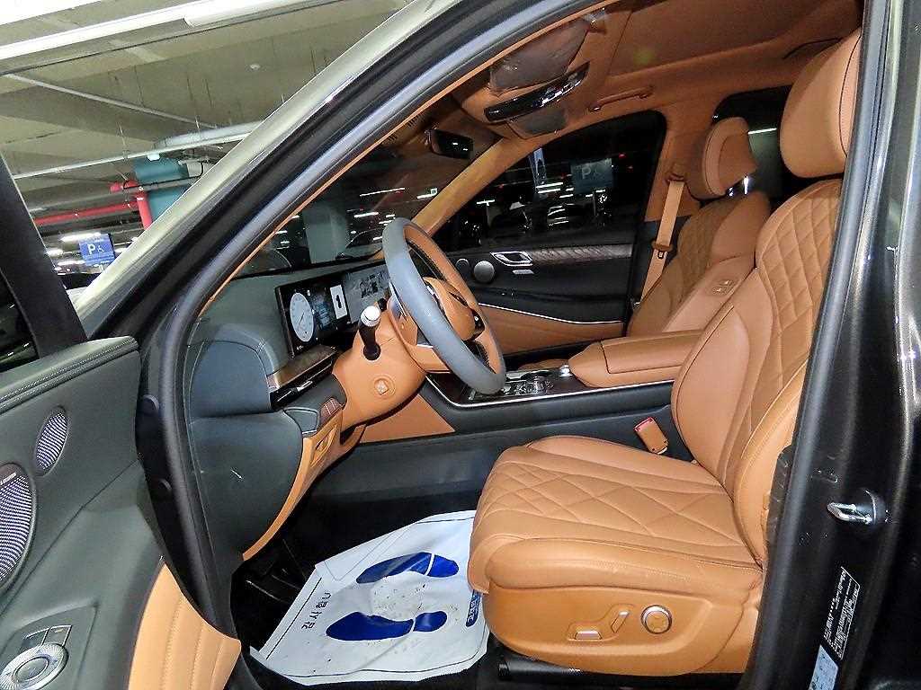 Genesis GV80 - Vista 6