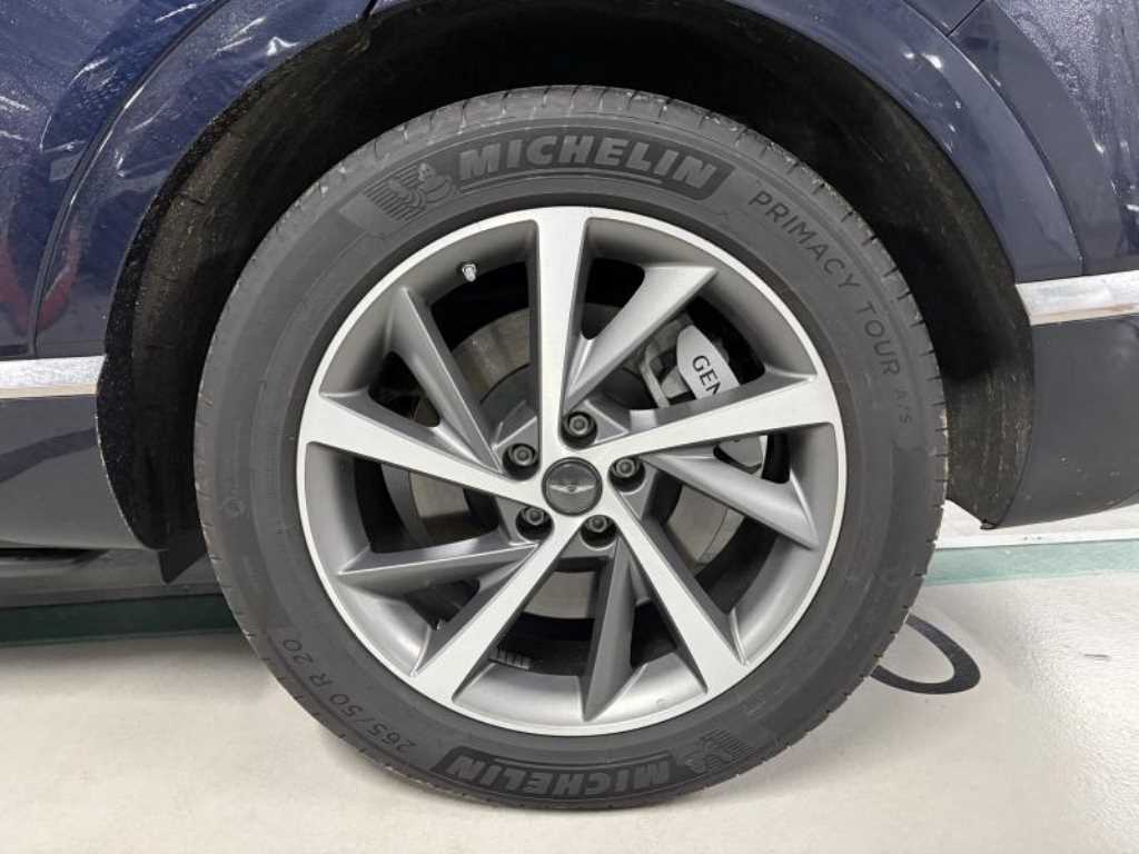 Genesis GV80 - Vista 4