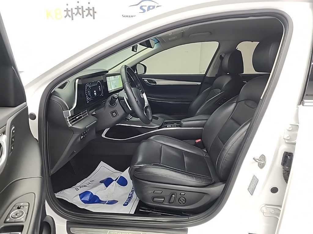 HYUNDAI Grandeur - Vista 11