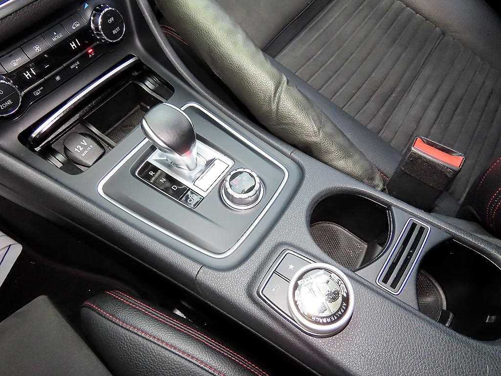 Mercedes Benz A Class - Vista 10