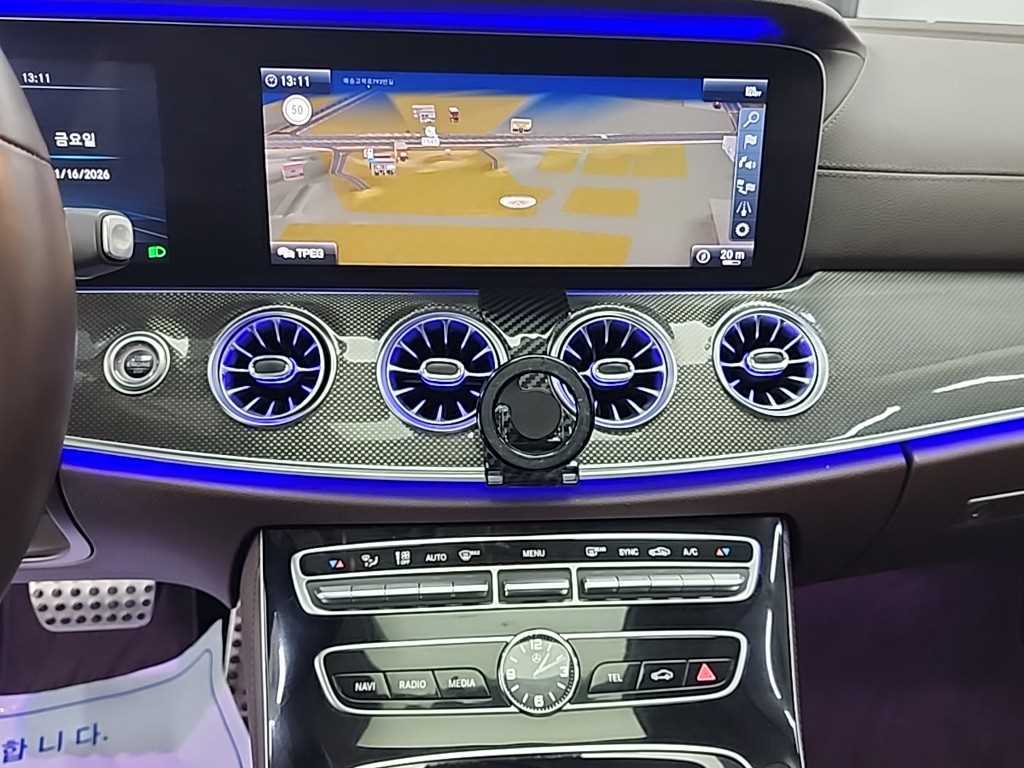 Mercedes Benz CLS Class - Vista 10