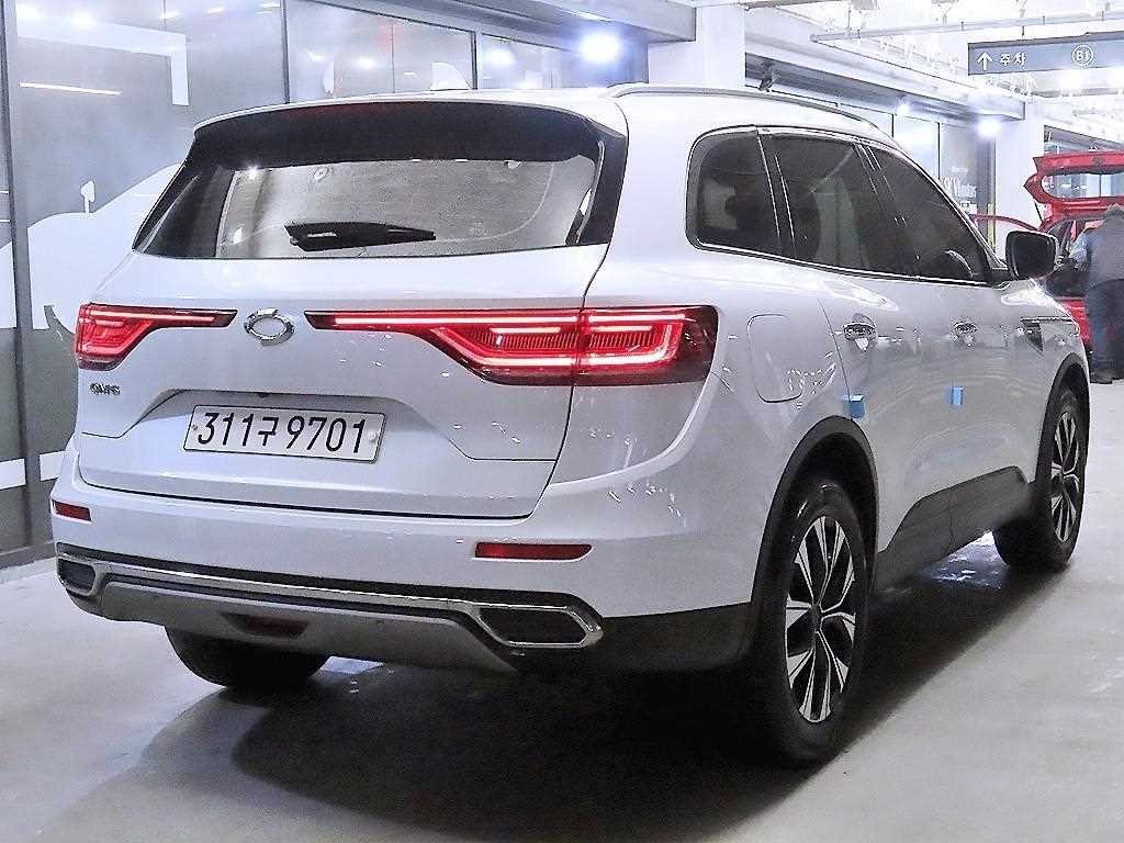 SAMSUNG QM6 - Vista 4