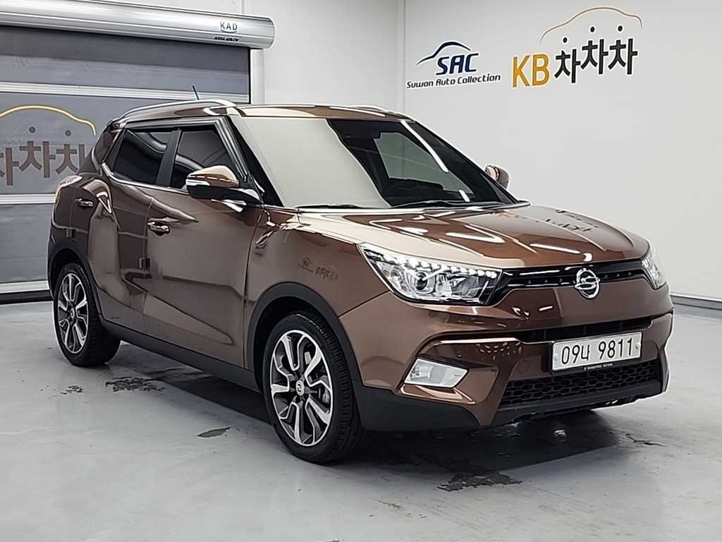 Ssangyong Tivoli - Vista 4