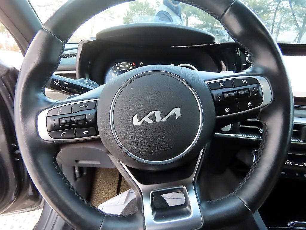 KIA K5 - Vista 8