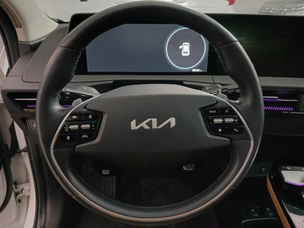 KIA EV6 - Vista 11