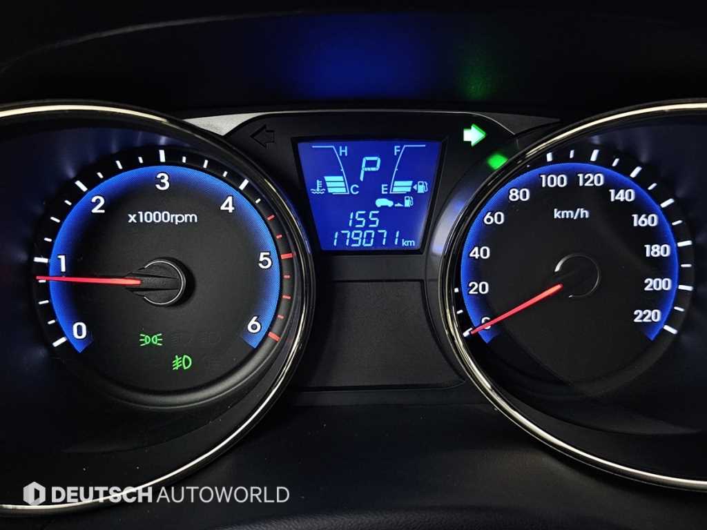 HYUNDAI Tucson - Vista 8