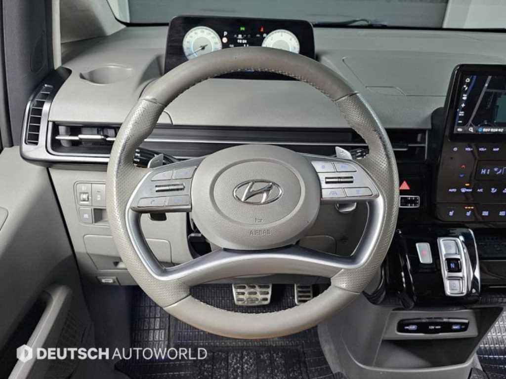 HYUNDAI Staria 2022 Negro - Importación desde Corea - HF Imports Iquique - Foto 13