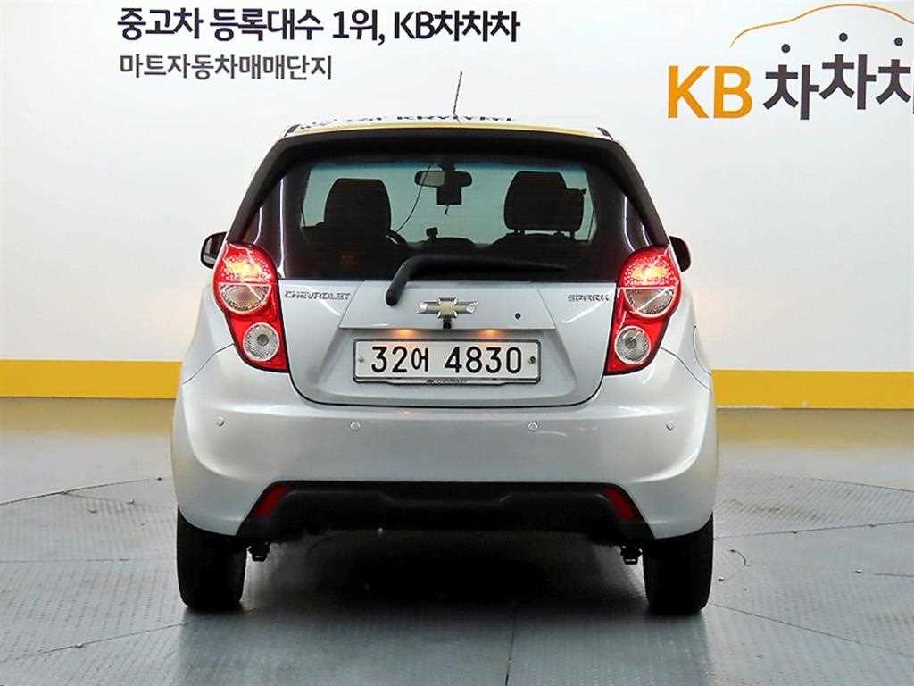 Chevrolet Spark - Vista 3