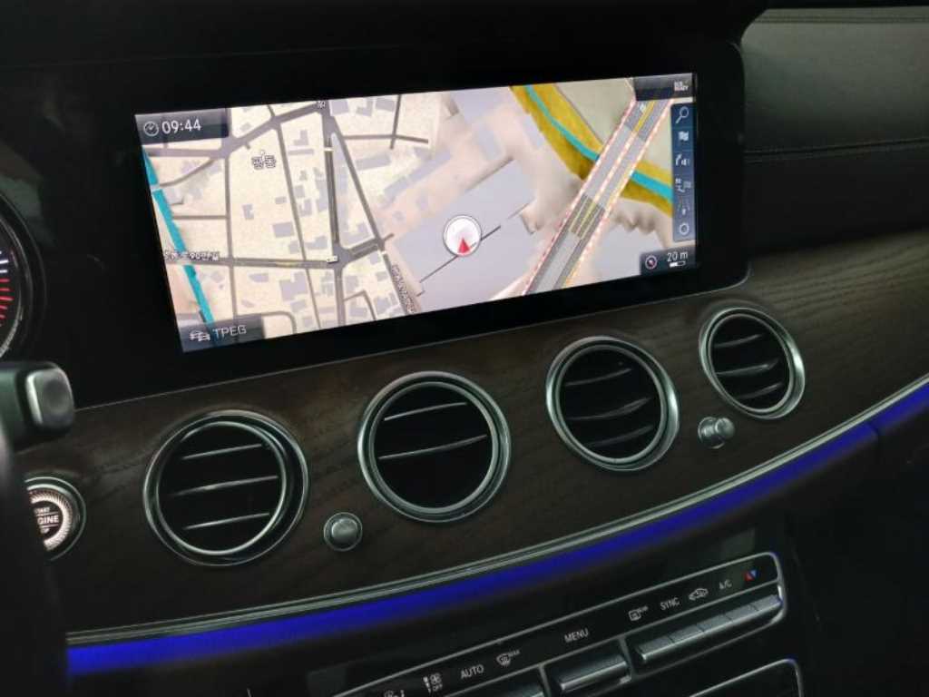 Mercedes Benz E class 2019 Negro - Importación desde Corea - HF Imports Iquique - Foto 13