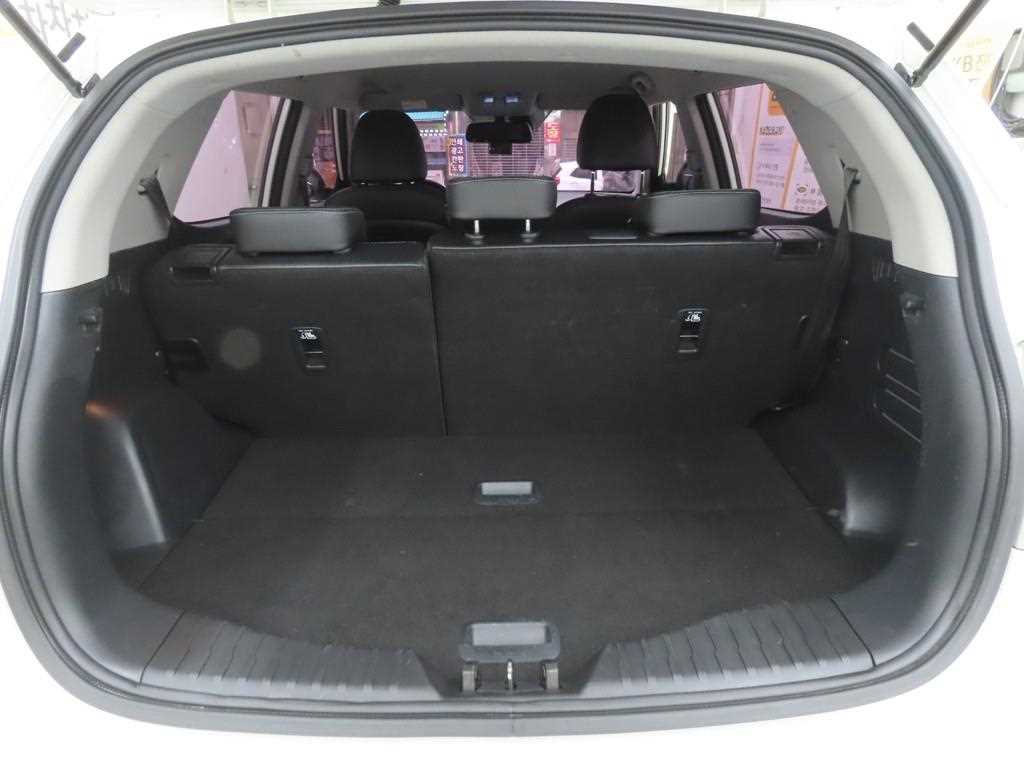 Ssangyong Tivoli 2017 Blanco - Importación desde Corea - HF Imports Iquique - Foto 19