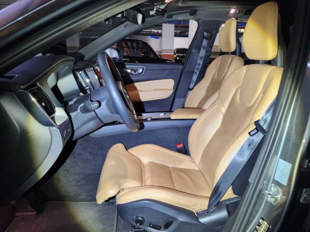 Volvo XC60 - Vista 4