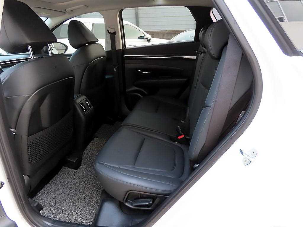 HYUNDAI Tucson - Vista 6