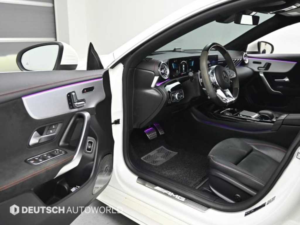 Mercedes Benz CLA Class - Vista 11