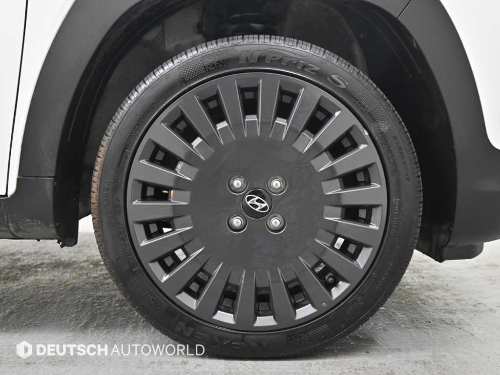 HYUNDAI Casper - Vista 5