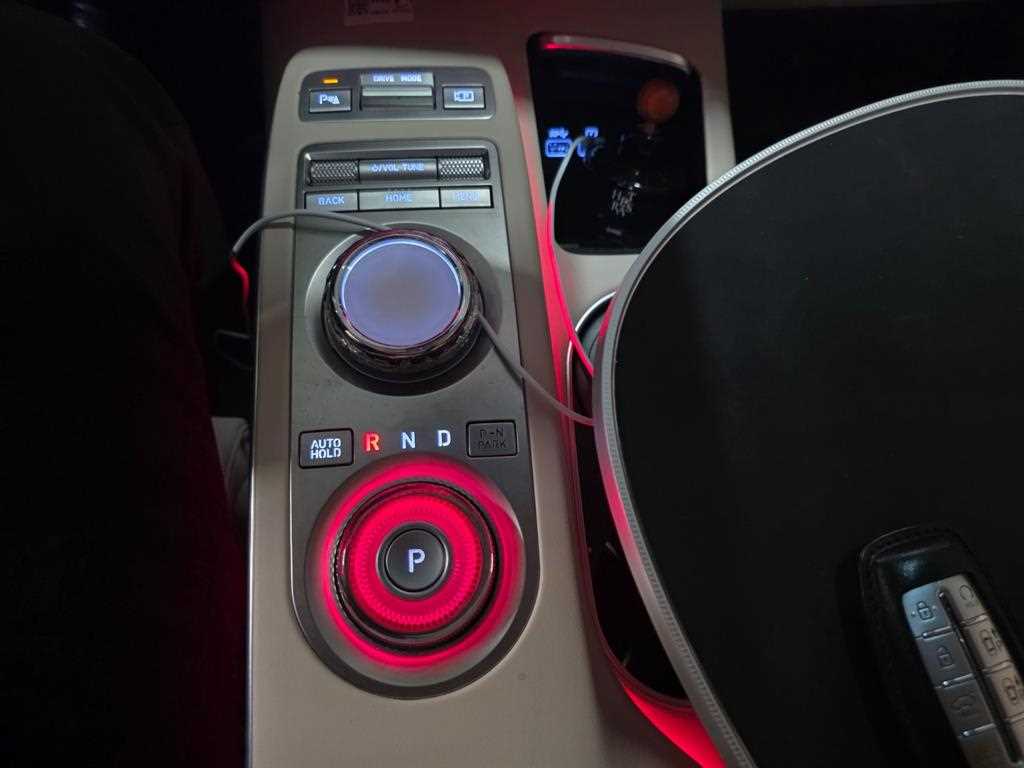 Genesis GV70 2023 Blanco - Importación desde Corea - HF Imports Iquique - Foto 17