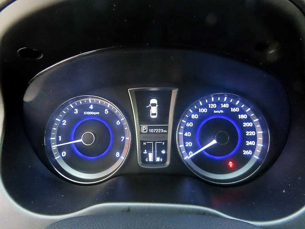 HYUNDAI Grandeur - Vista 9