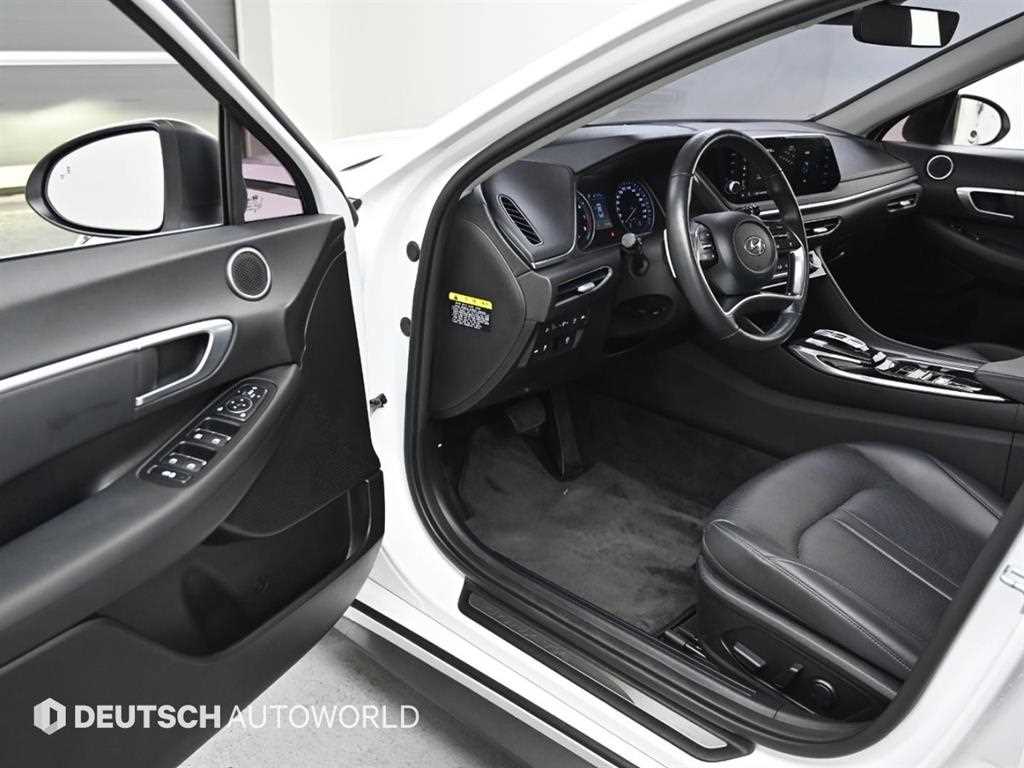 HYUNDAI Sonata - Vista 11